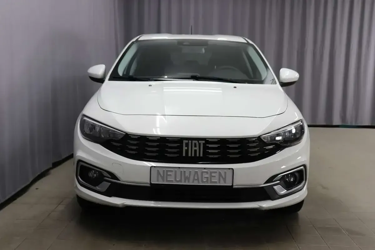 Gebraucht Fiat Tipo City Life 101 PS (74 kW) 2022 Gelato weiß uni Limousine
