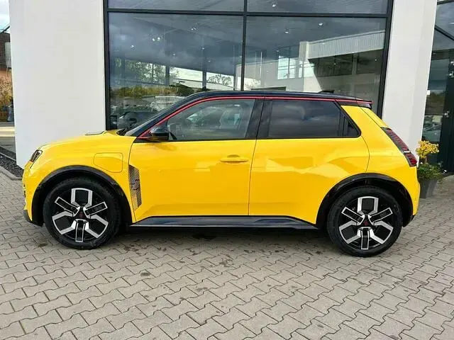 Gebraucht Renault 5 E-Tech Iconic 110 kW (150 PS) 2024 Andere farbe Limousine