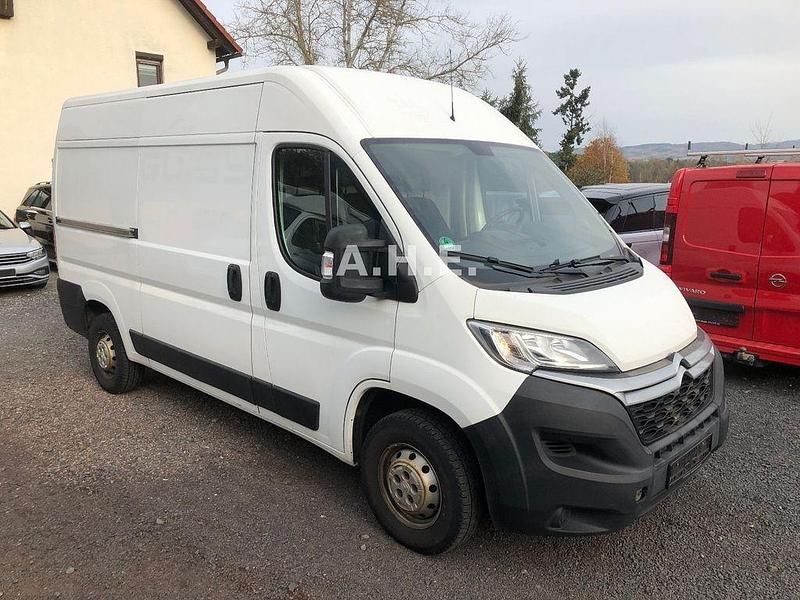 Weiß Gebraucht 2019 Citroën Jumper Van / Kleinbus | 14.450 € (Superpreis) - Bild 1/4