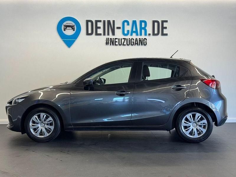 Gebraucht Mazda 2 Center-Line 75 PS (55 kW) 2023 Grau Kleinwagen
