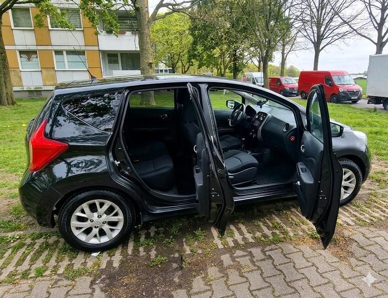 Usata Nissan Note 80 CV (58 kW) 2014 Nero Utilitaria