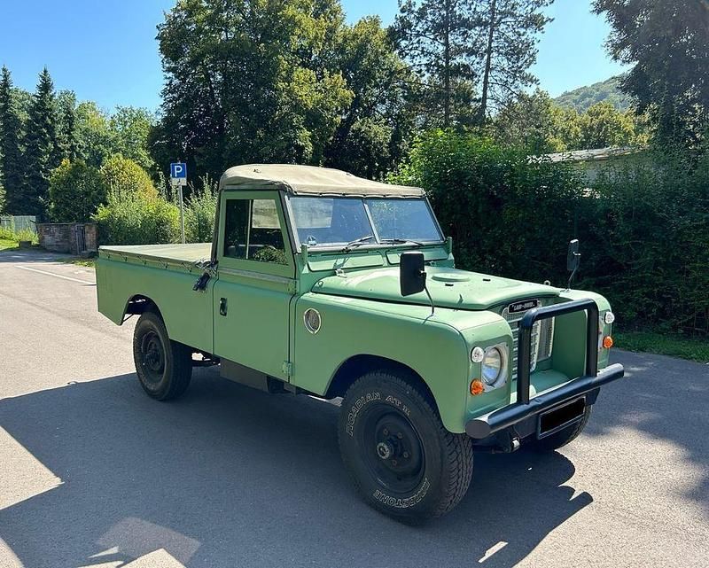 Grün Gebraucht 1975 Land Rover 3 SUV | 36.000 € - Bild 1/4