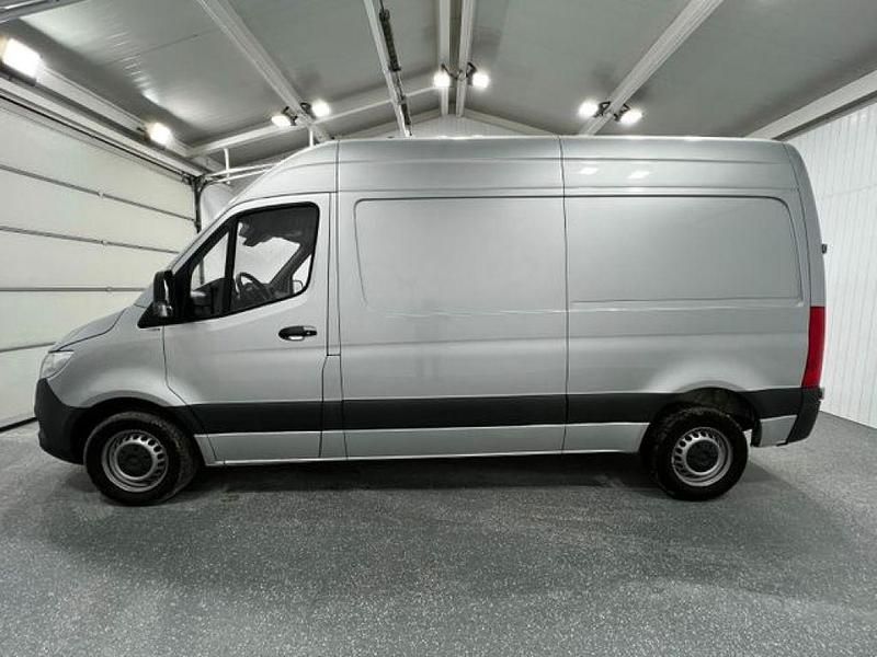 Gebraucht Mercedes Sprinter 143 PS (105 kW) 2021 Iridiumsilber (metallic) Van