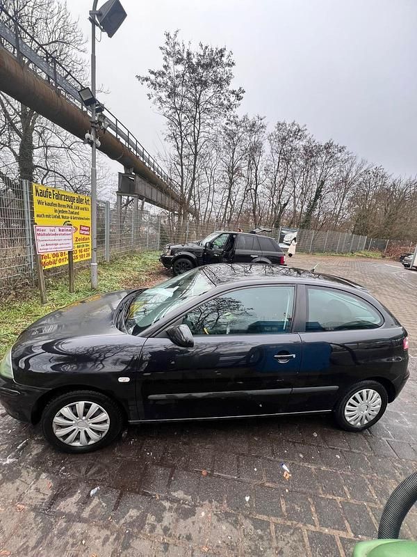 Gebraucht Seat Ibiza 65 PS (47 kW) 2006 Schwarz Kleinwagen
