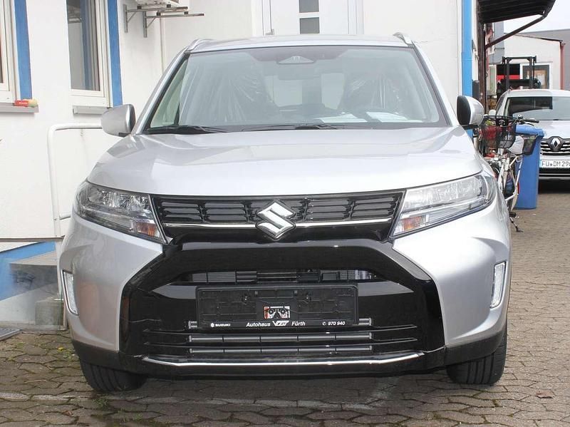 Neu Suzuki Vitara Comfort 129 PS (94 kW) 2025 Silky silver metallic SUV