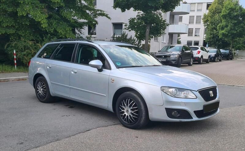 Silber Gebraucht 2012 Seat Exeo Kombi | 4.650 € (Fairer Preis) - Bild 1/4