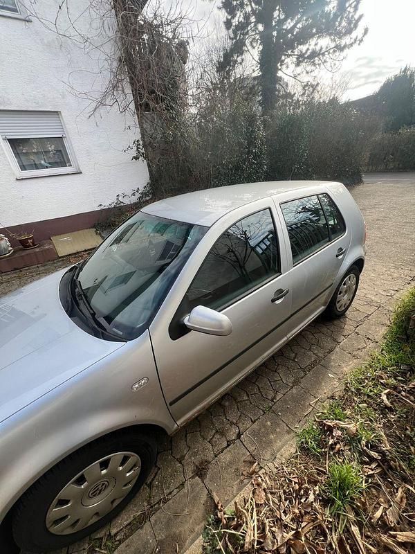 Gebraucht VW Golf IV 101 PS (74 kW) 2003 Silber Limousine