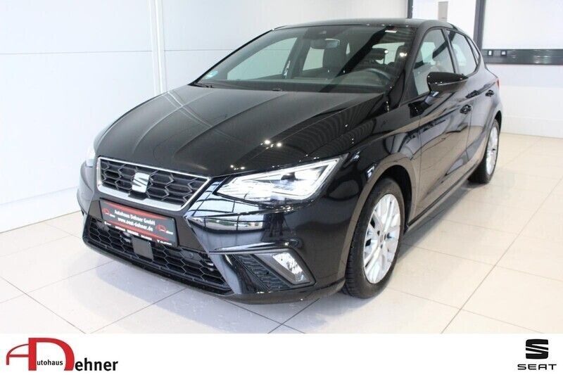 Mitternachtsschwarz Gebraucht 2024 Seat Ibiza FR Limousine | 23.480 € (Etwas zu teuer) - Bild 1/4