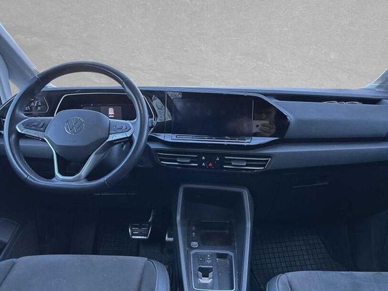 Gebraucht VW Caddy Style 122 PS (89 kW) 2022 Rot Van / Kleinbus