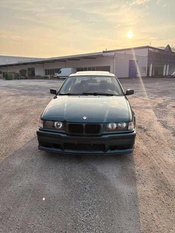 Gebraucht BMW 316 Performance 102 PS (75 kW) 1997 Grün Limousine