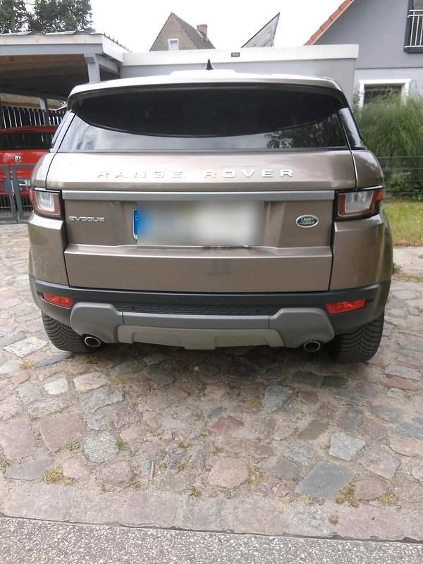 Braun Gebraucht 2018 Land Rover Range Rover evoque SUV | 19.500 € (Guter Preis) - Bild 1/4