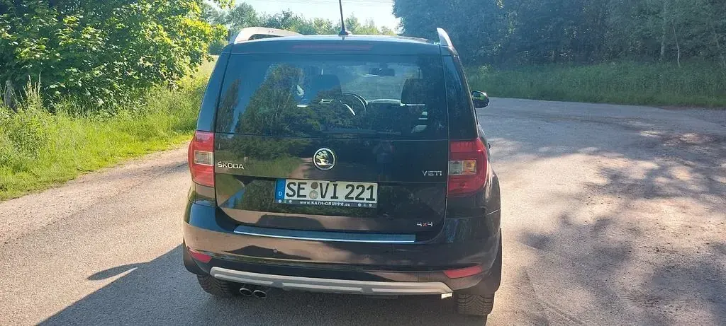 Gebraucht Skoda Yeti Elegance 152 PS (111 kW) 2014 Schwarz SUV