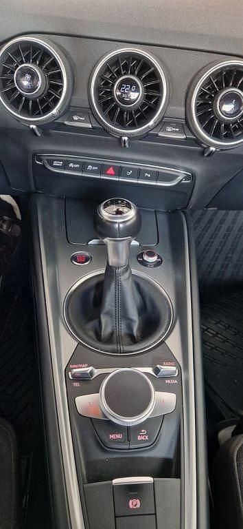 Gebraucht Audi TT Sport 230 PS (169 kW) 2015 Grau Coupé