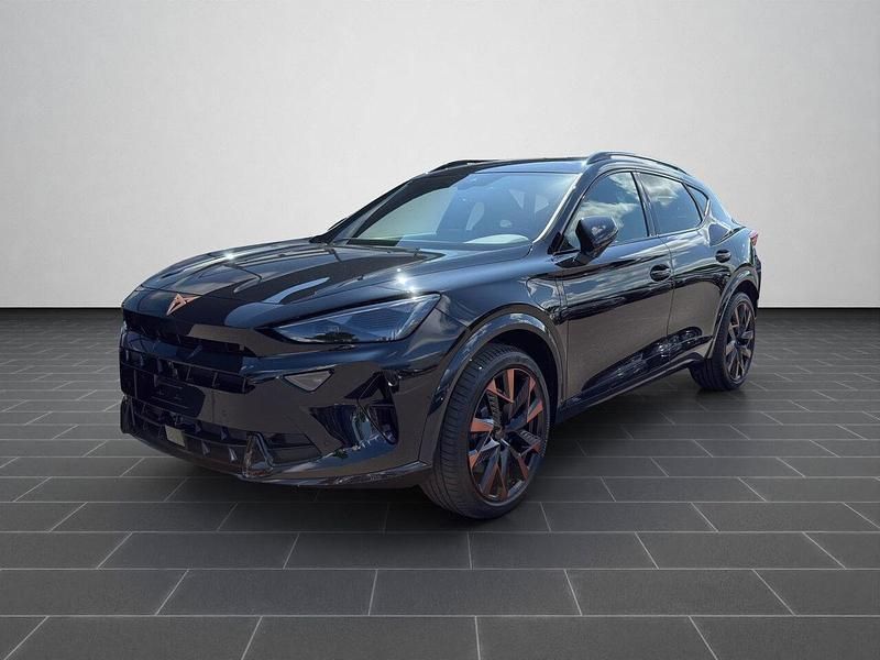 Midnight schwarz metallic (metallic) Gebraucht 2025 Cupra Formentor VZ SUV | 42.900 € (Superpreis) - Bild 1/4