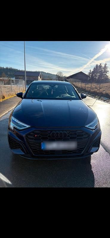 Gebraucht Audi S3 Ambiente 310 PS (228 kW) 2022 Blau Limousine