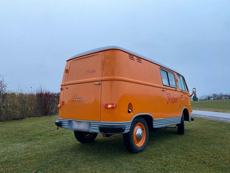 Second-hand Ford Transit 55 CP (40 kW) 1964 Andere farben Monovolum