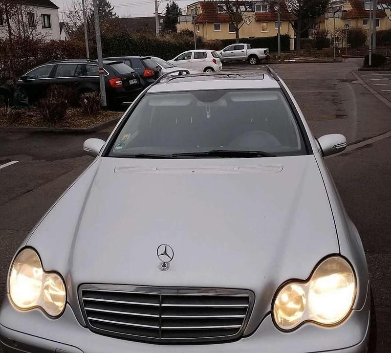 Gebraucht 2004 Mercedes C180 Avantgarde Kombi | 3.900 € (Fairer Preis) - Bild 1/4