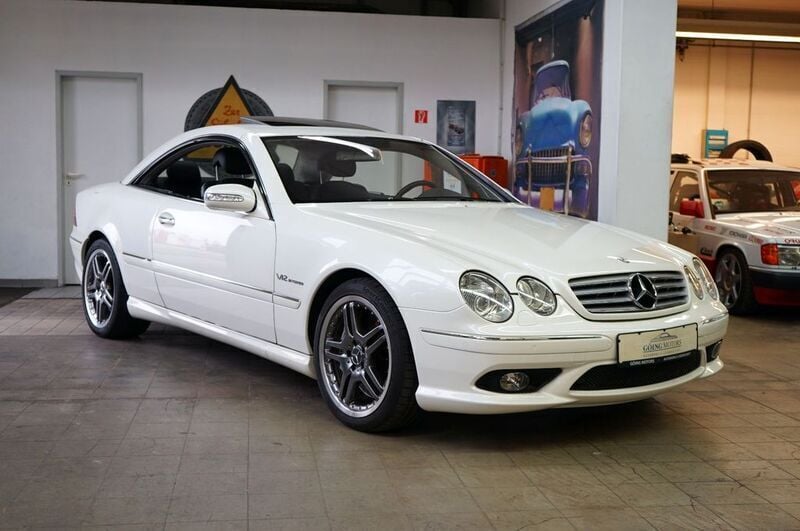 Weiß Gebraucht 2005 Mercedes CL65 AMG AMG Coupé | 89.700 € - Bild 1/4