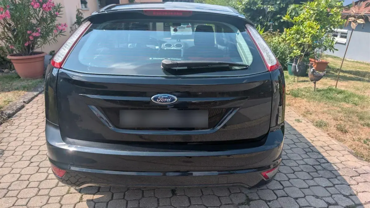 Gebraucht Ford Focus Sport 116 PS (85 kW) 2008 Schwarz Limousine