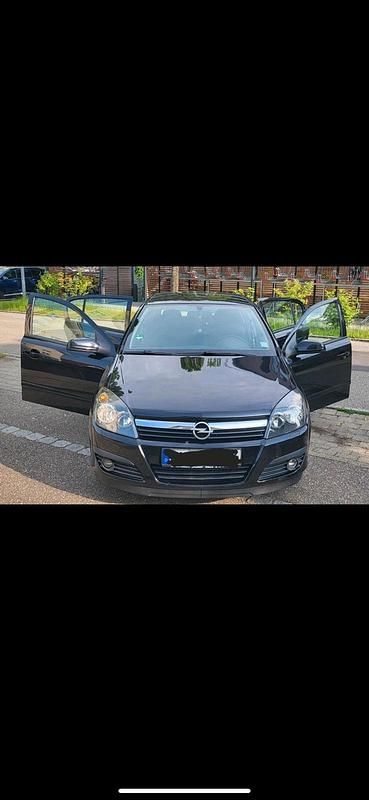 Schwarz Gebraucht 2005 Opel Astra Kleinwagen | 2.250 € (Fairer Preis) - Bild 1/3