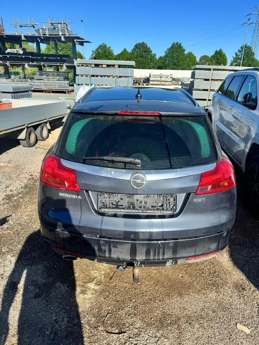 Gebraucht Opel Insignia 160 PS (117 kW) 2009 Blau Kombi