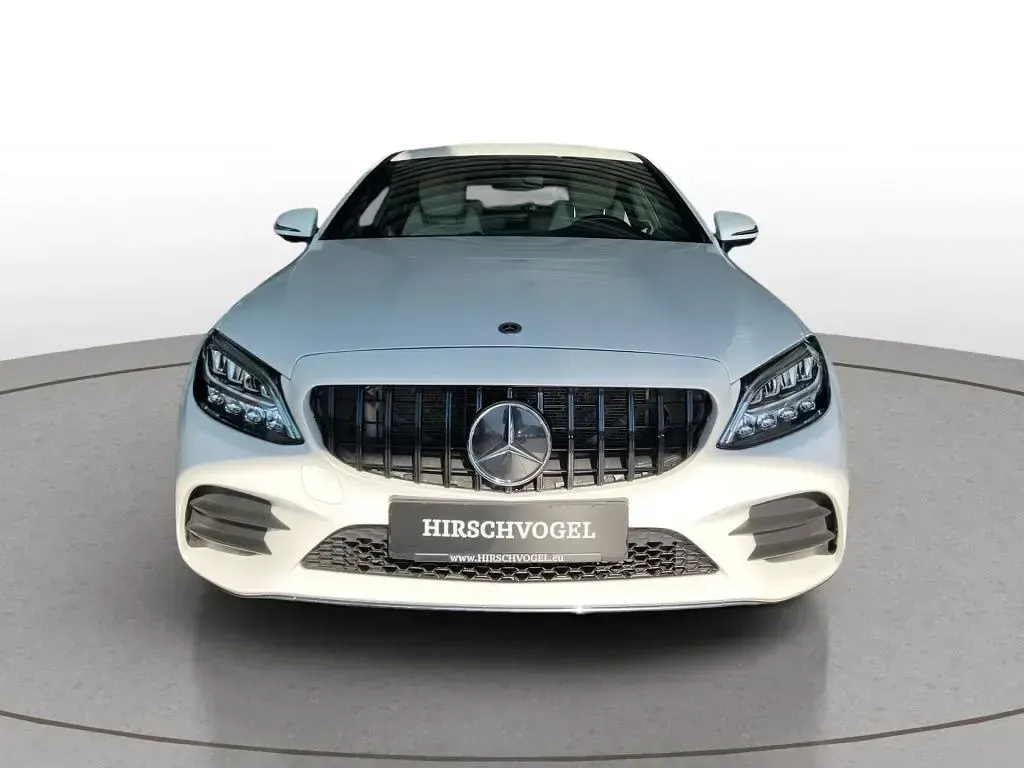 Gebraucht Mercedes C220 AMG line 194 PS (142 kW) 2023 Polarweiß uni Coupé