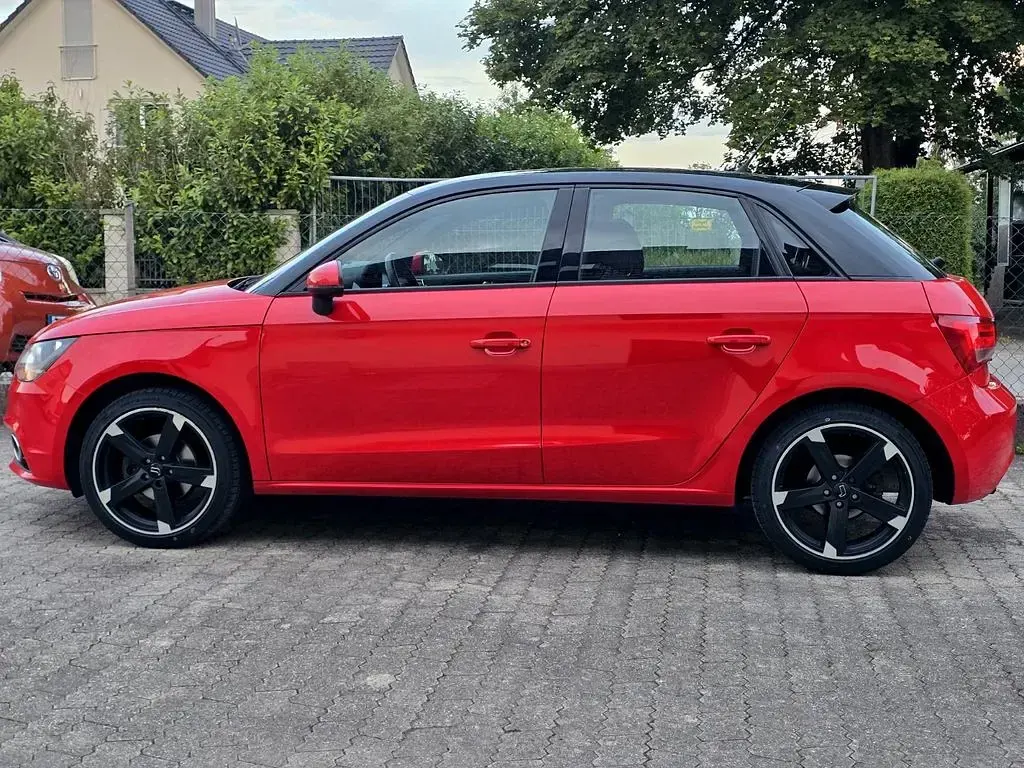 Gebraucht Audi A1 Sportback Ambition 86 PS (63 kW) 2013 Rot Kleinwagen