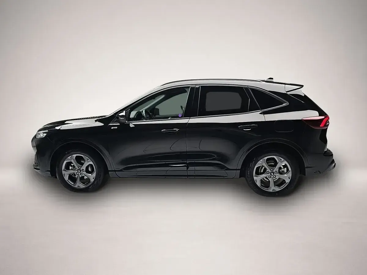 Gebraucht Ford Kuga ST-Line 186 PS (136 kW) 2025 Schwarz SUV