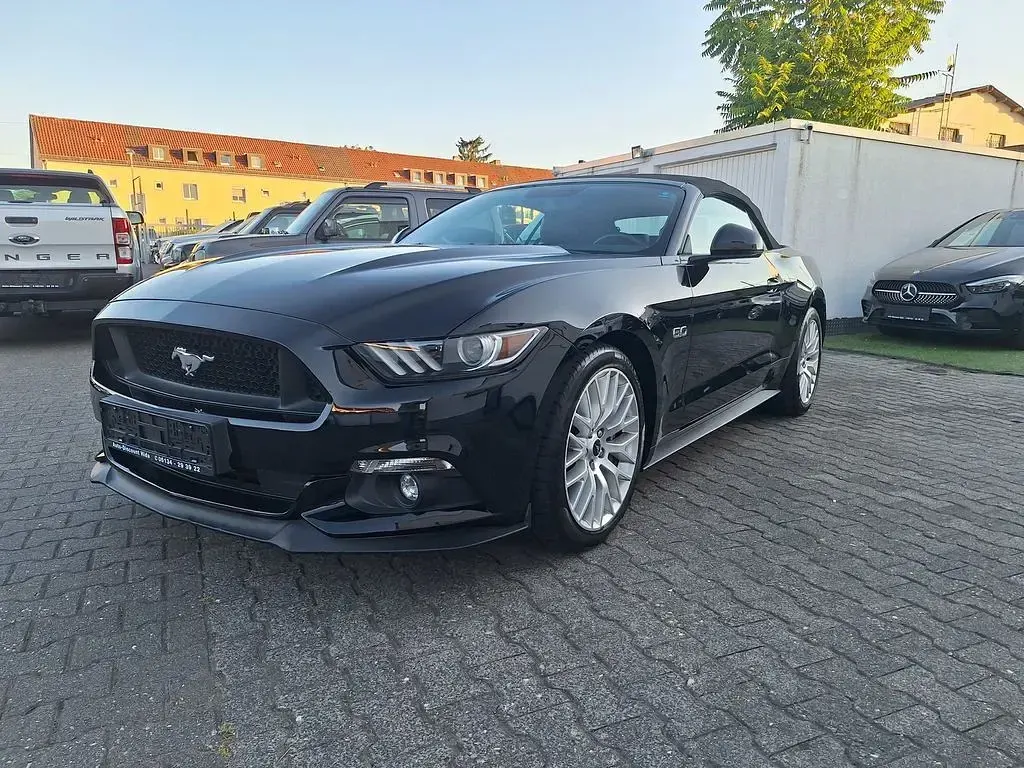Gebraucht Ford Mustang GT Premium 421 PS (309 kW) 2017 Schwarz Cabrio