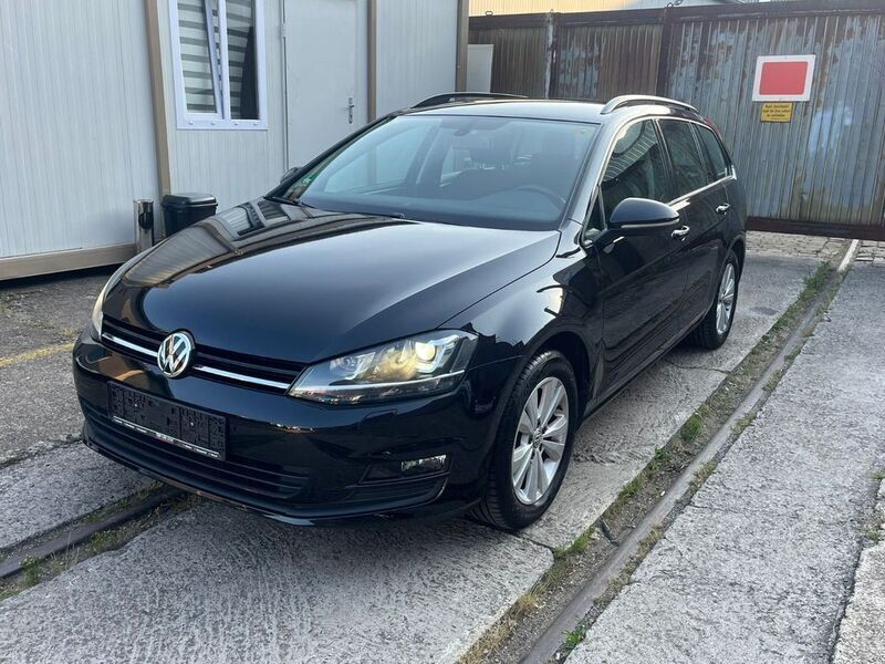 Schwarz Gebraucht 2014 VW Golf VII Comfortline Kombi | 5.490 € (Superpreis) - Bild 1/4