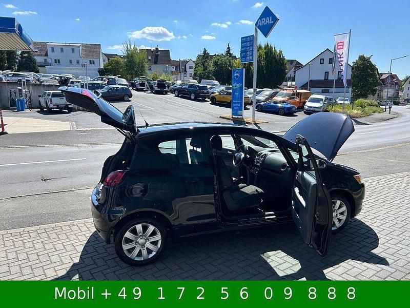 Schwarz Gebraucht 2013 Mitsubishi Colt Limousine | 3.499 € (Fairer Preis) - Bild 1/4