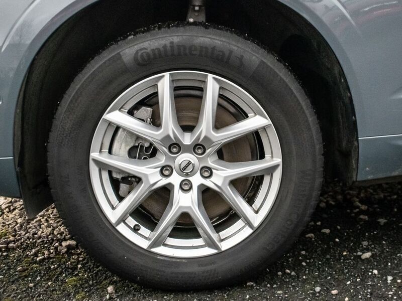 Gebraucht Volvo XC60 Plus 455 PS (334 kW) 2024 Grau SUV