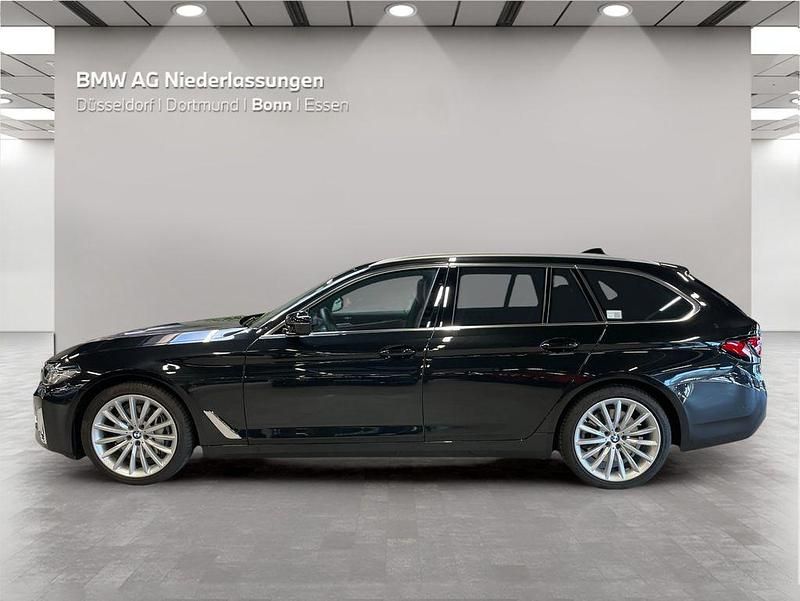 Gebraucht BMW 540 Luxury Line 333 PS (244 kW) 2023 Schwarz Kombi