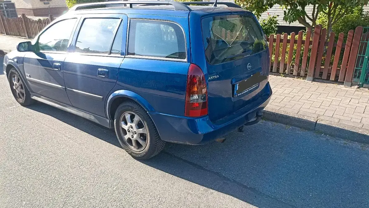Gebraucht Opel Astra Njoy 100 PS (73 kW) 2003 Blau Kombi