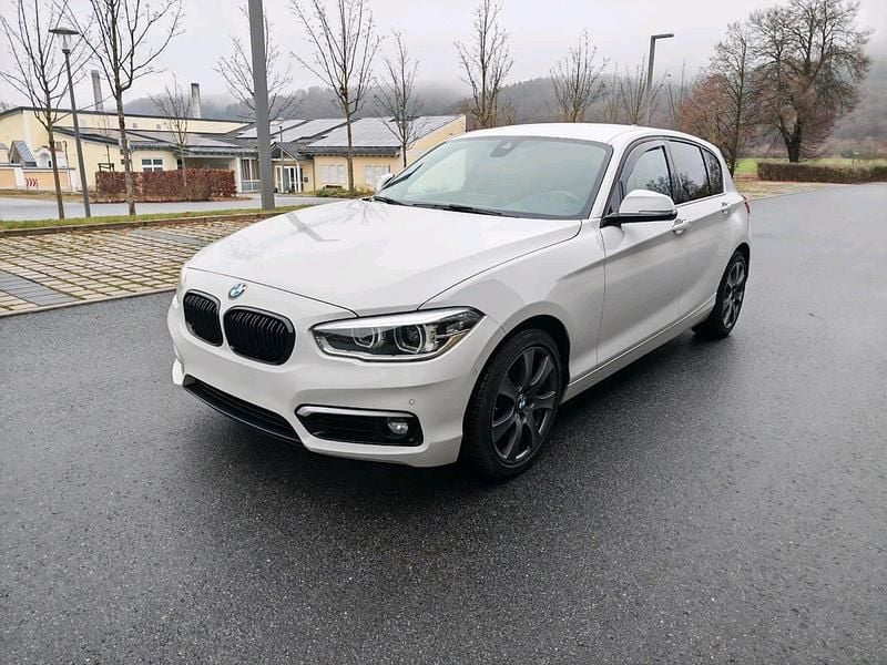 Gebraucht BMW 118 150 PS (110 kW) 2019 Weiß Kleinwagen