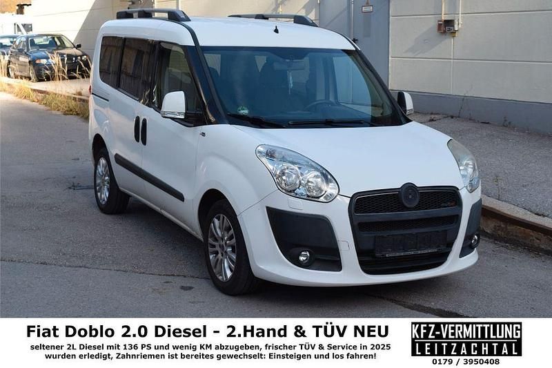 Weiß Gebraucht 2010 Fiat Doblò Emotion Van / Kleinbus | 5.980 € (Fairer Preis) - Bild 1/4
