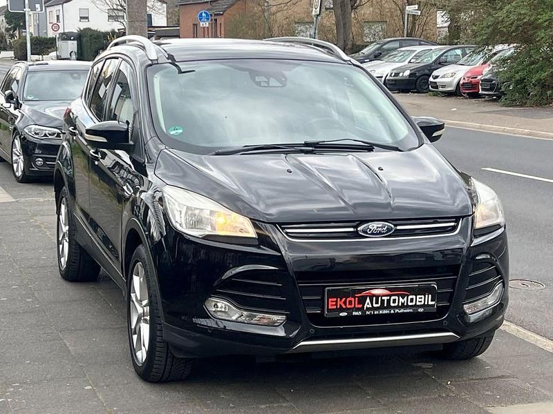 Gebraucht Ford Kuga Titanium 140 PS (102 kW) 2013 Schwarz SUV
