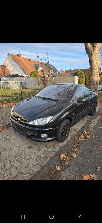 Gebraucht Peugeot 206 CC 109 PS (80 kW) 2005 Schwarz Cabrio