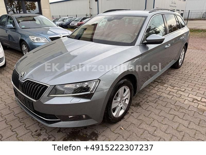 Grau Gebraucht 2016 Skoda Superb Ambition Kombi | 12.499 € (Guter Preis) - Bild 1/4
