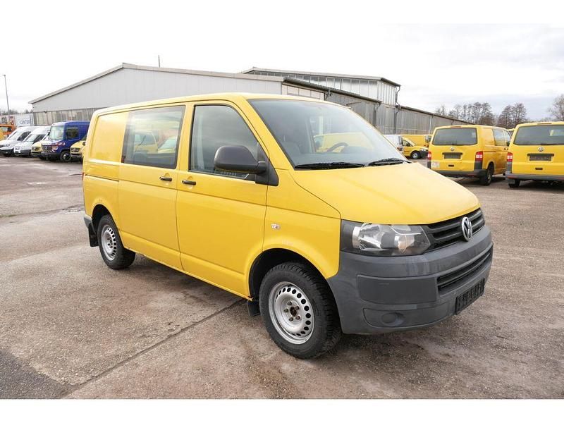 Usata VW Transporter 84 CV (61 kW) 2011 Giallo Furgone