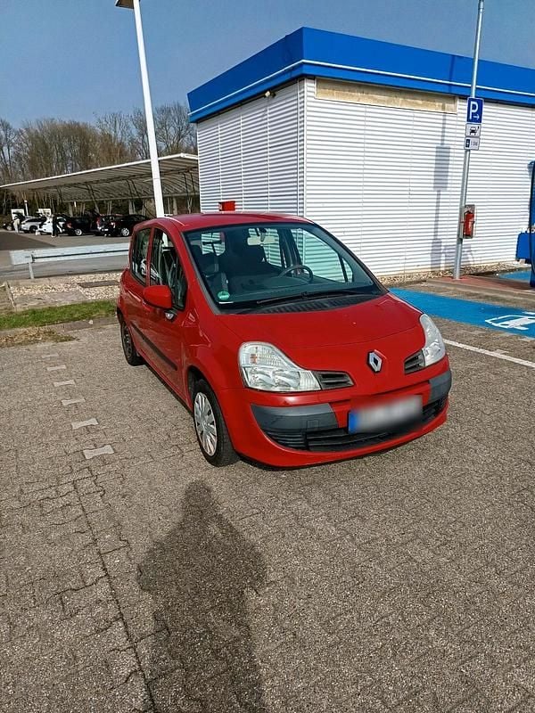Gebraucht Renault Modus 75 PS (55 kW) 2011 Rot Van / Kleinbus