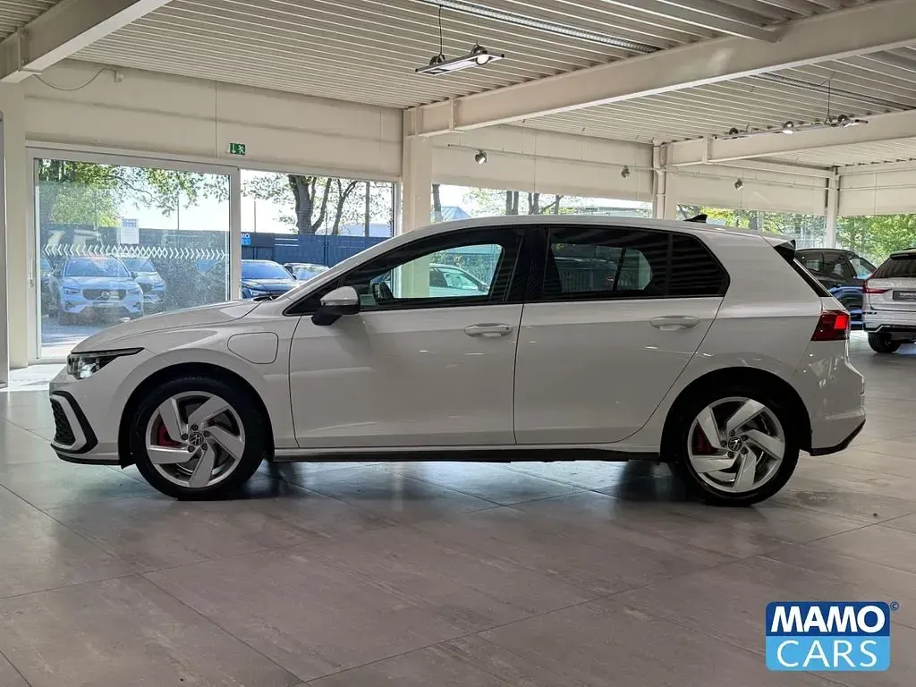 Gebraucht VW Golf VIII GTE 245 PS (180 kW) 2021 Weiß Limousine