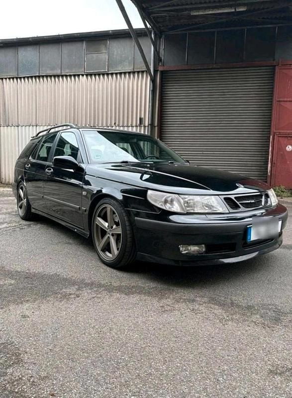 Schwarz Gebraucht 2001 Saab 9-5 Aero Kombi | 7.000 € - Bild 1/4