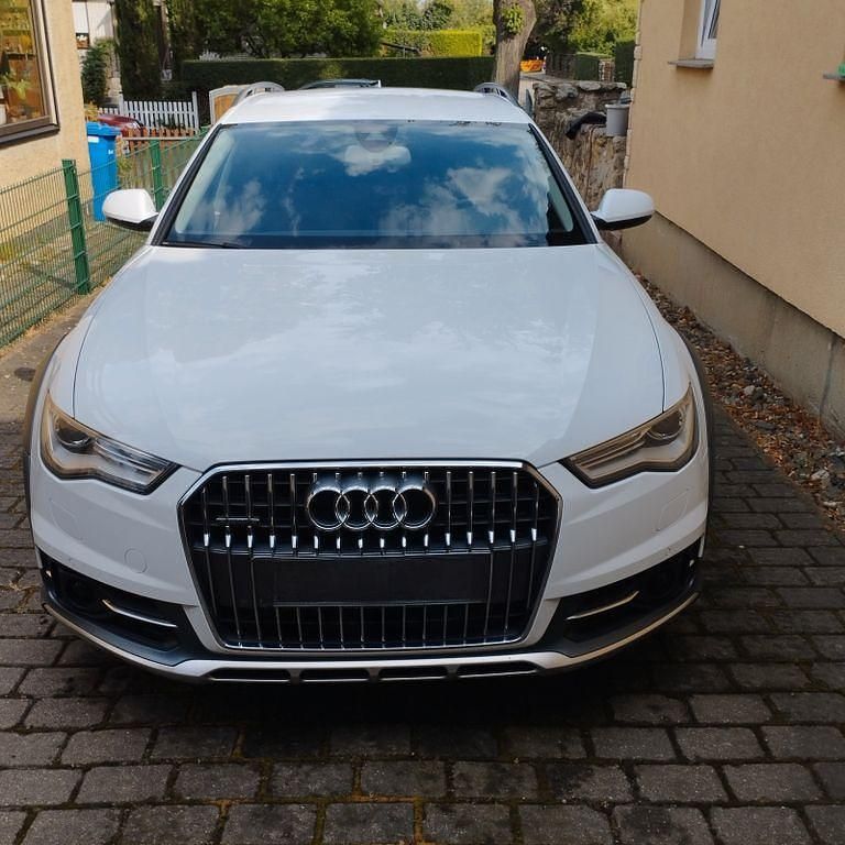 Weiß Gebraucht 2017 Audi A6 Allroad Ambiente Kombi | 16.500 € (Superpreis) - Bild 1/4