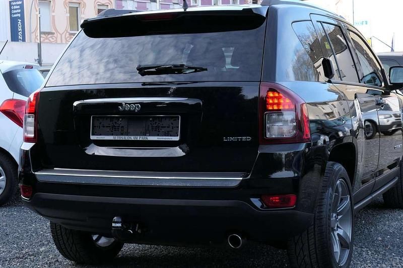 Second-hand Jeep Compass 170 CP (125 kW) 2016 Negru SUV