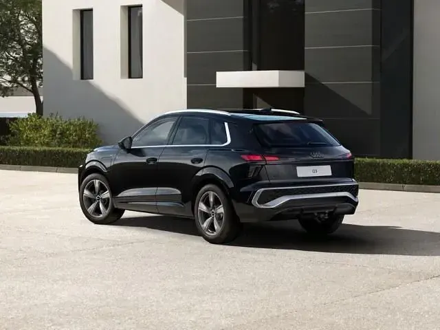 Neu Audi Q3 Sport 272 PS (200 kW) 2026 Mythosschwarz metallic SUV