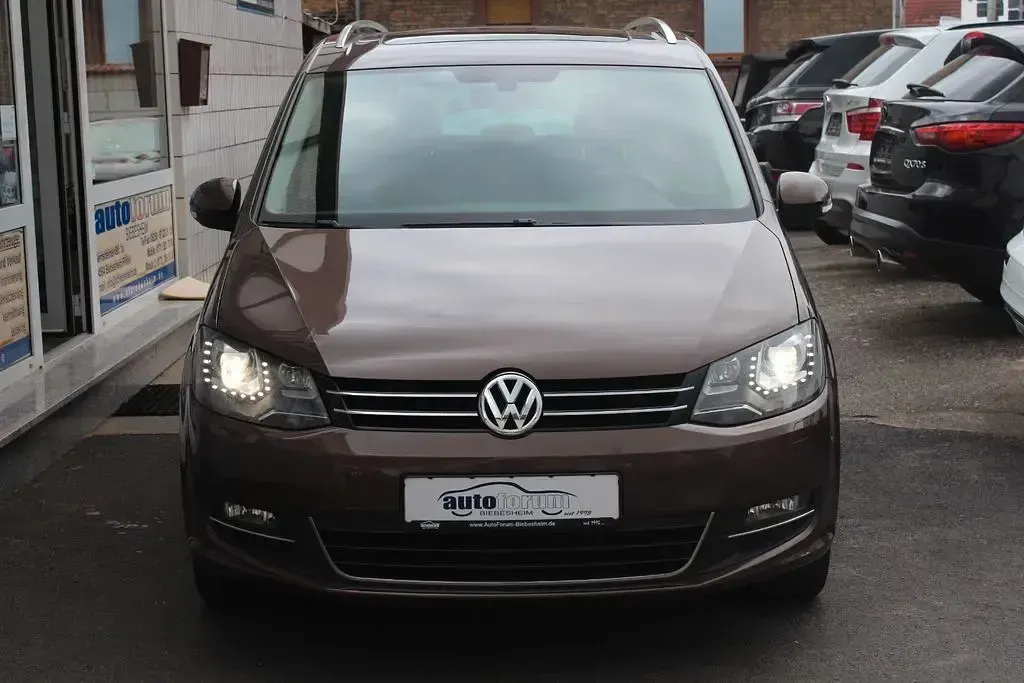 Gebraucht VW Sharan Highline 140 PS (102 kW) 2011 Braun Van / Kleinbus