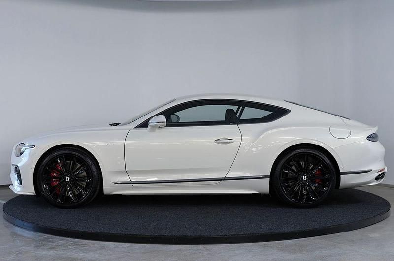 Neu Bentley Continental 782 PS (575 kW) 2026 Weiß
