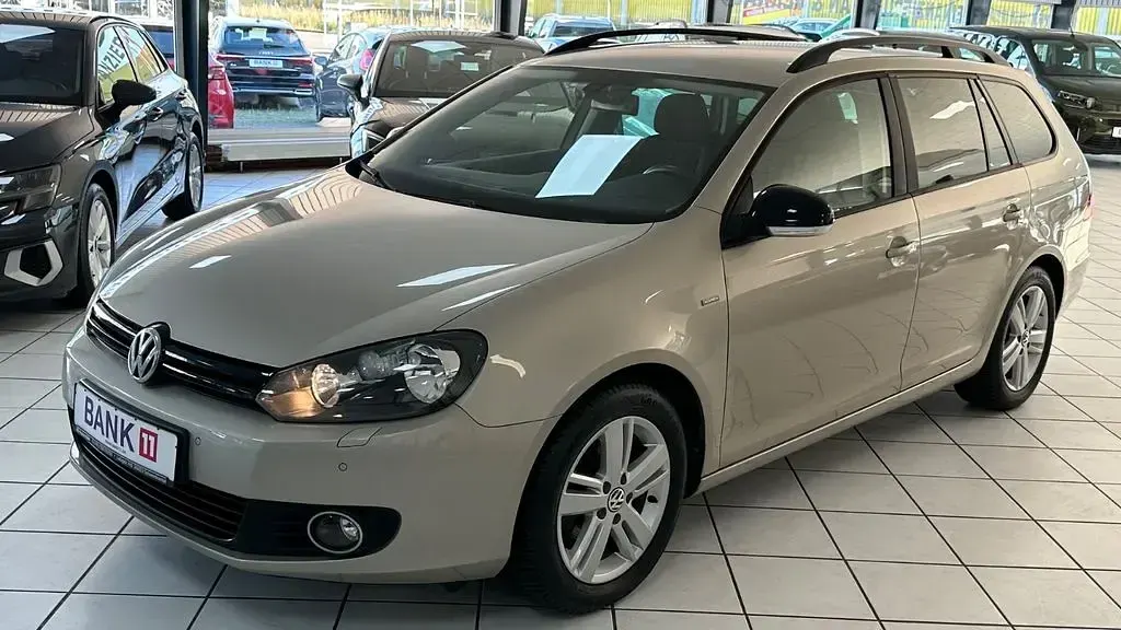 Gebraucht VW Golf VI Match 86 PS (63 kW) 2013 Silber Kombi