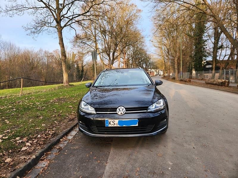 Gebraucht VW Golf VII Highline 150 PS (110 kW) 2016 Schwarz Kombi